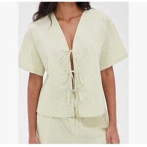 NWT WAYF Tabitha Top Women 8 Green Tie Front V-Neck